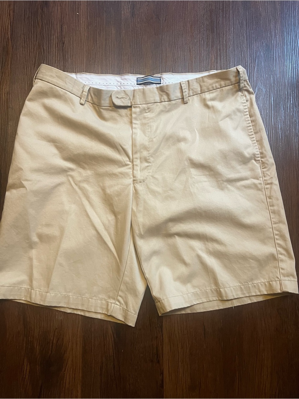 Peter Millar Beige Flat-Front Men's Shorts